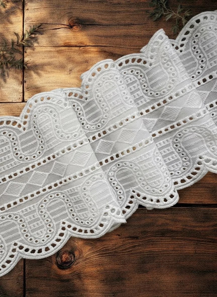 Шитье на батисте М946