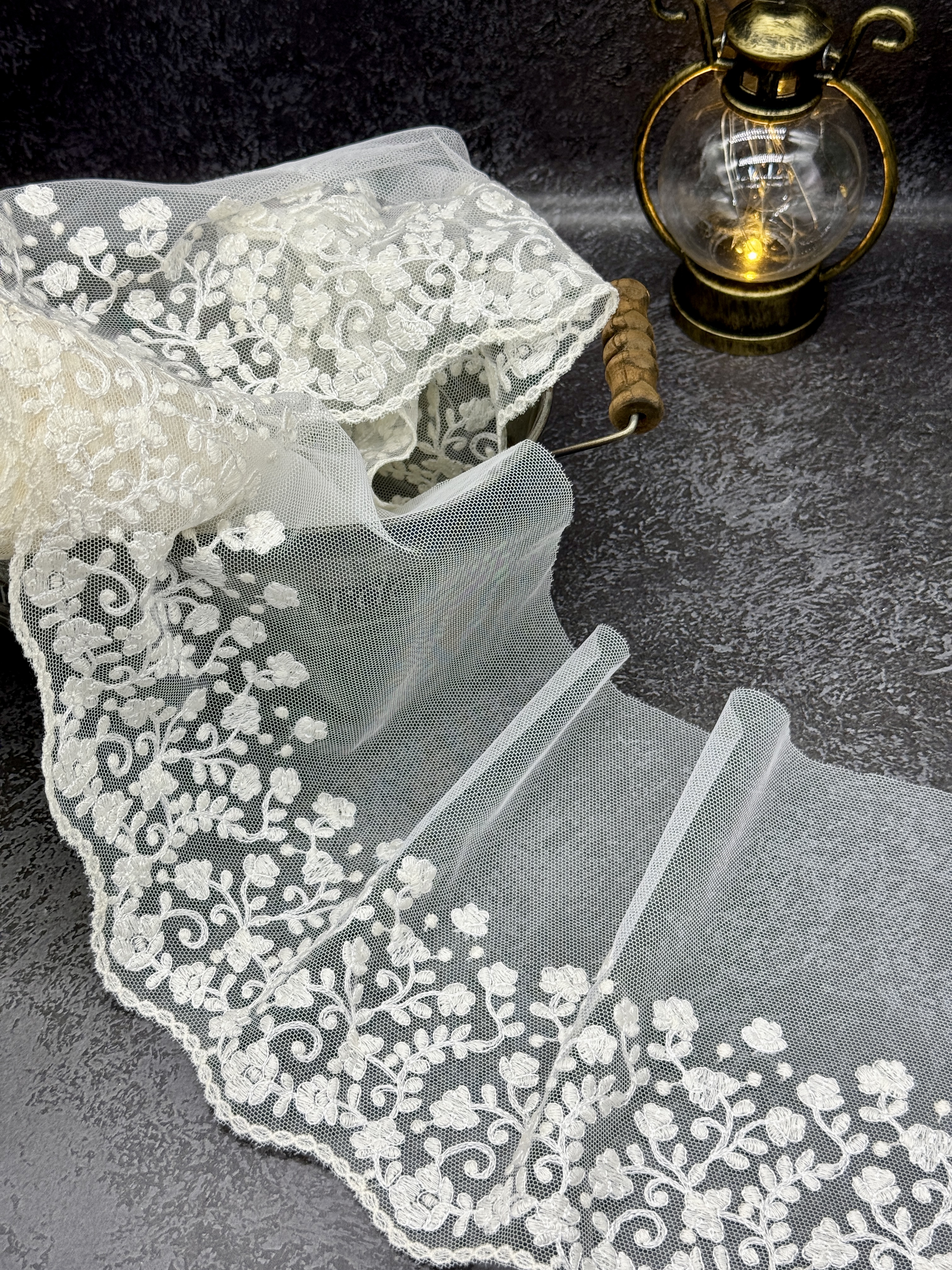 Кружево Вышивка на сетке С213