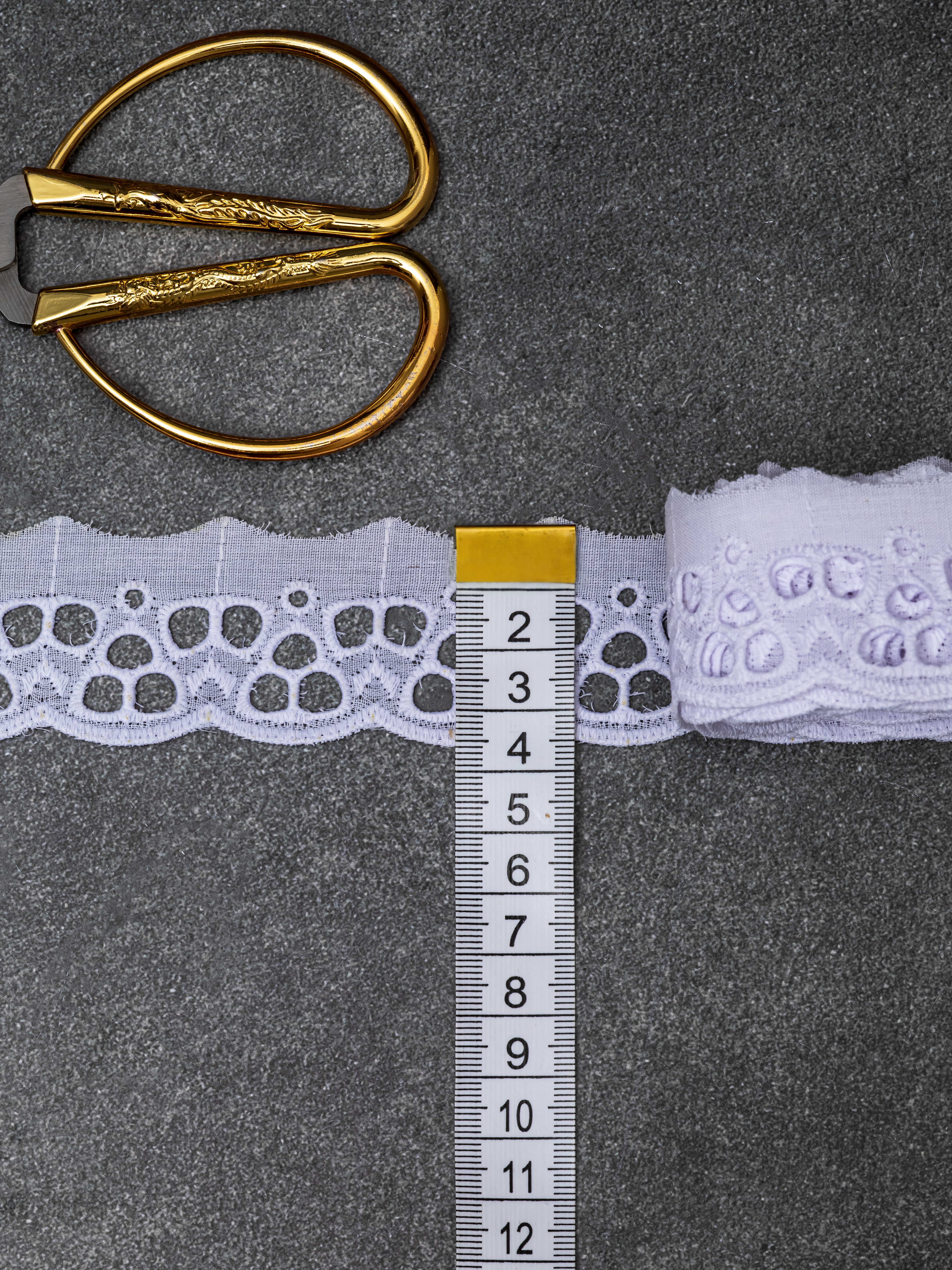 Шитье на батисте М908