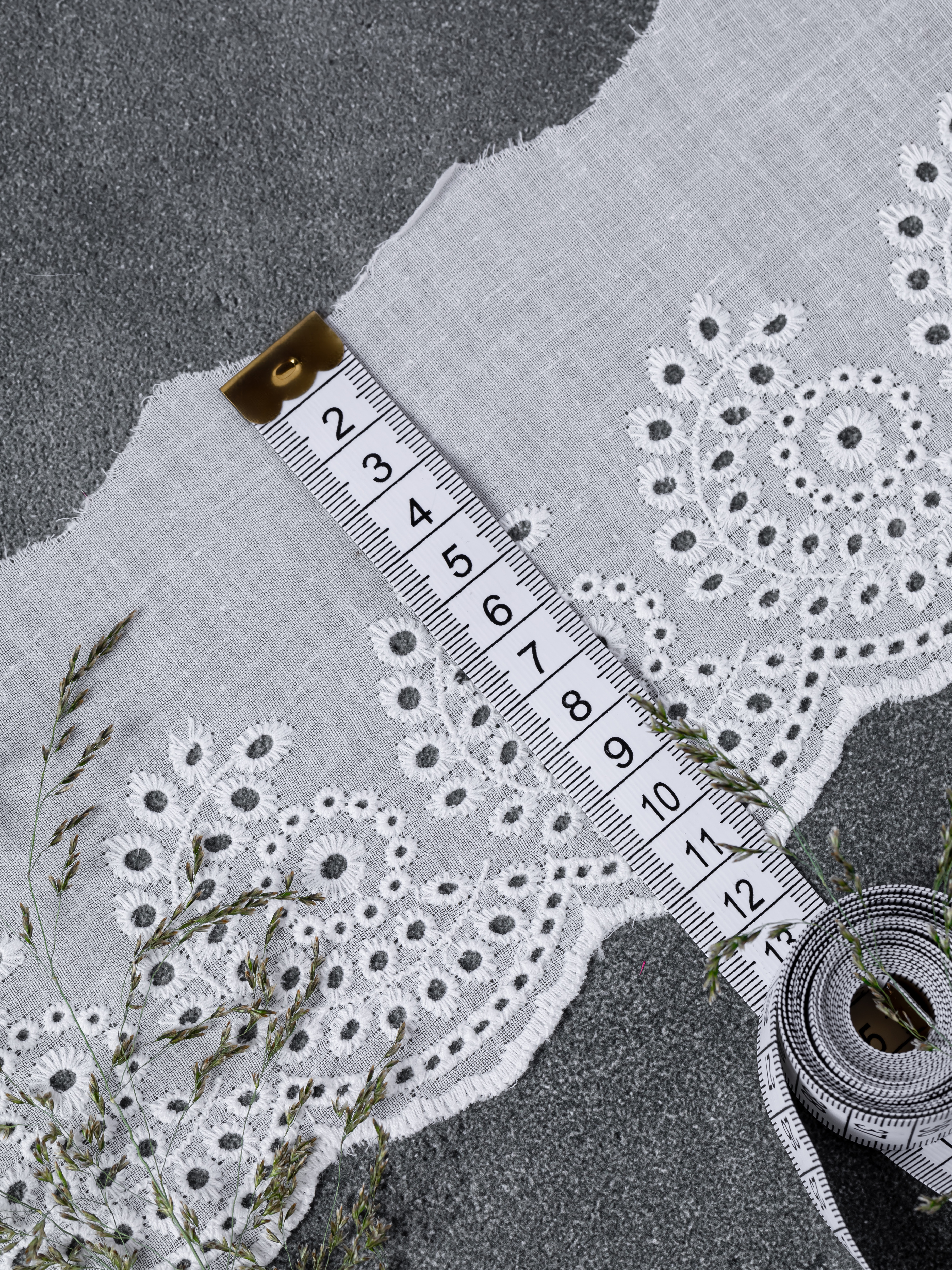 Шитье на батисте М862