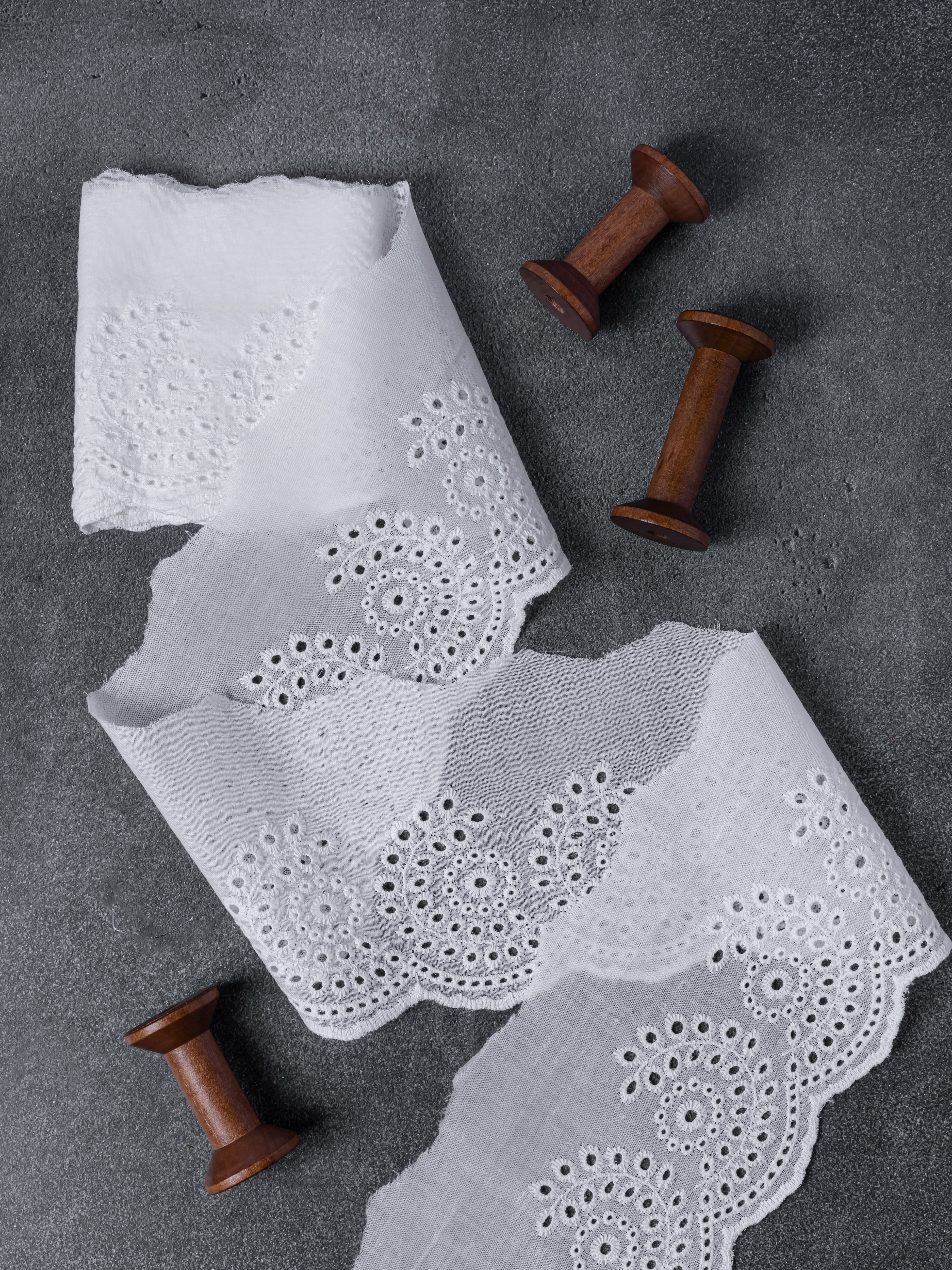 Шитье на батисте М862