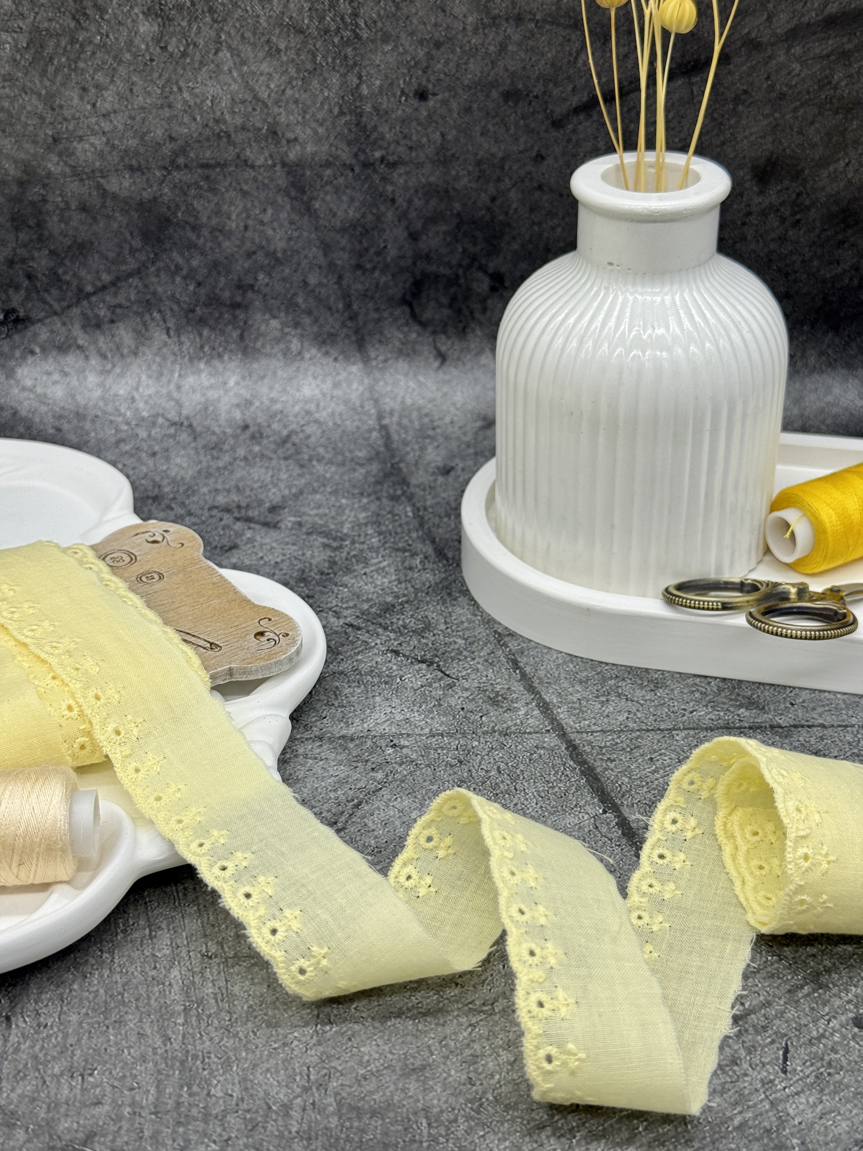 Шитье на батисте М385БЖ