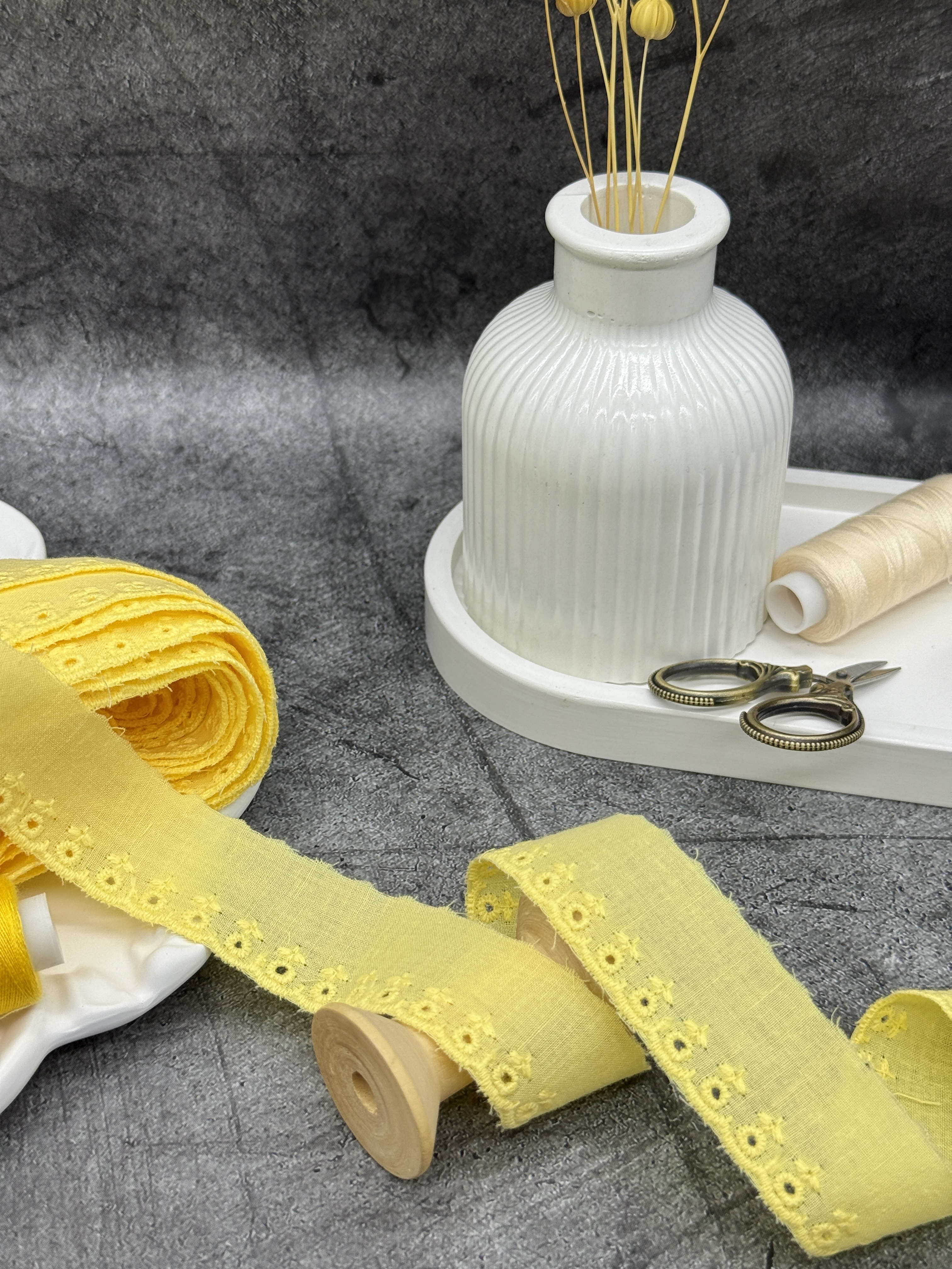 Шитье на батисте М385Ж