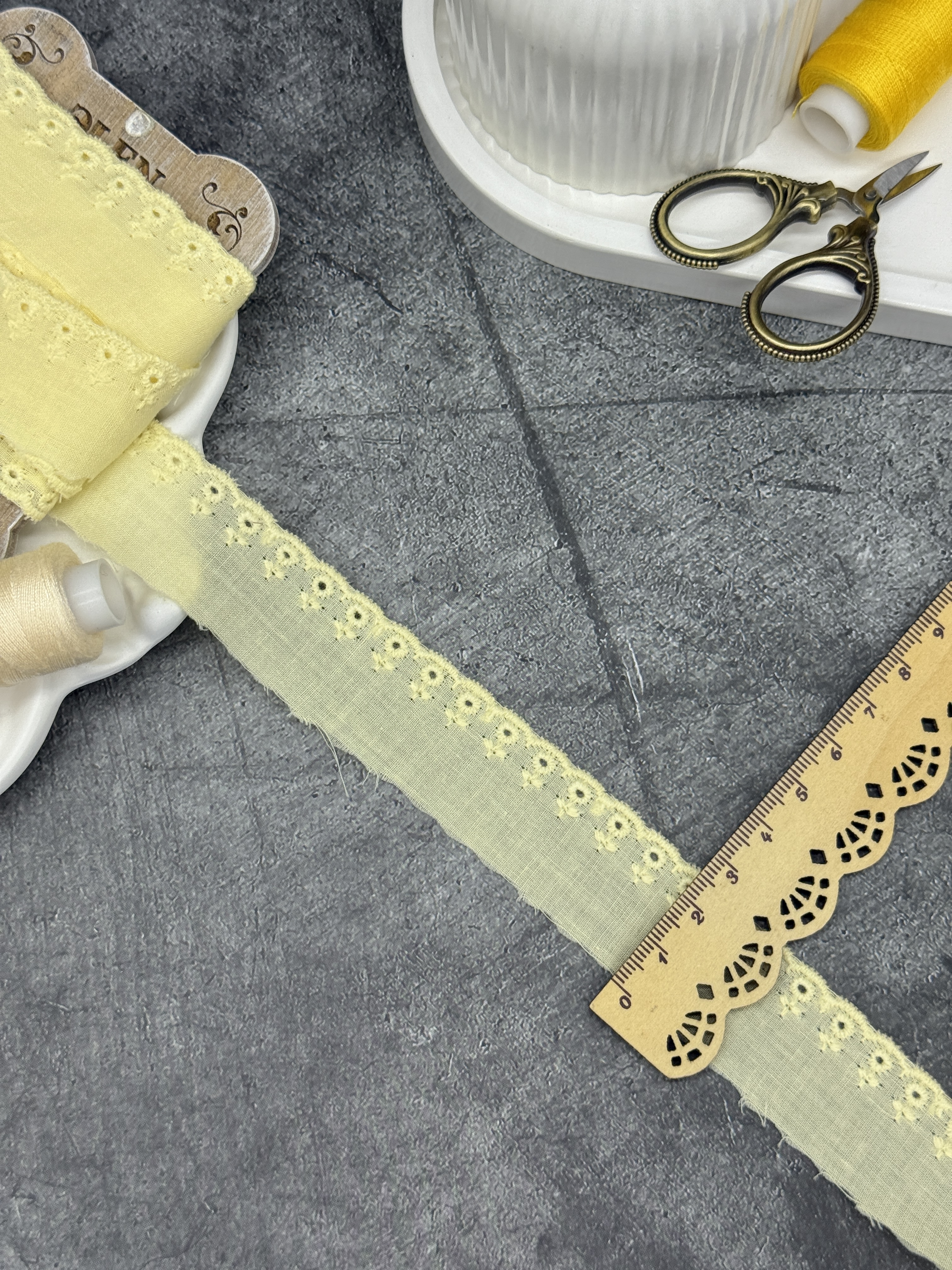 Шитье на батисте М385БЖ