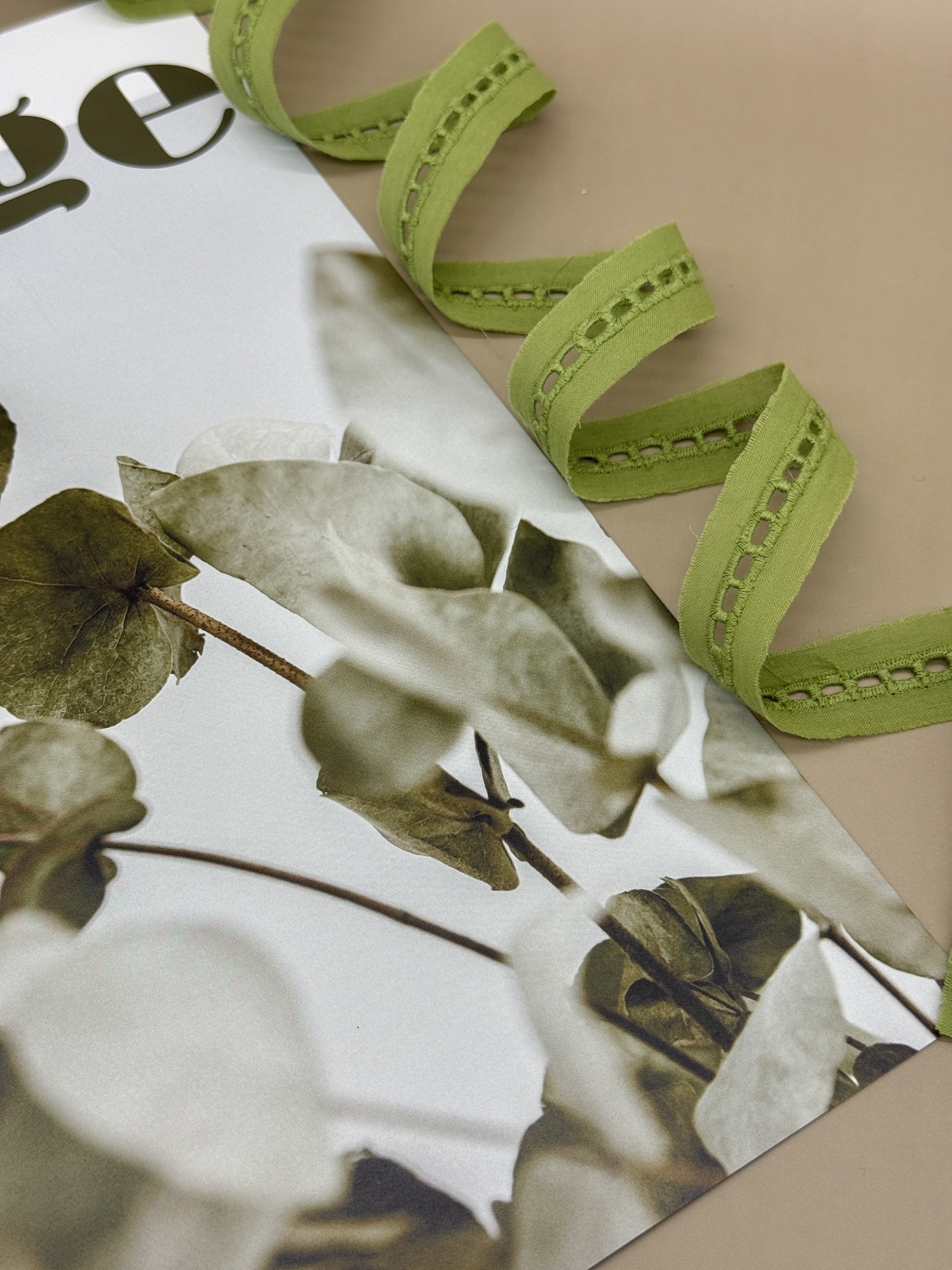 Шитьё на батисте, прошва М384