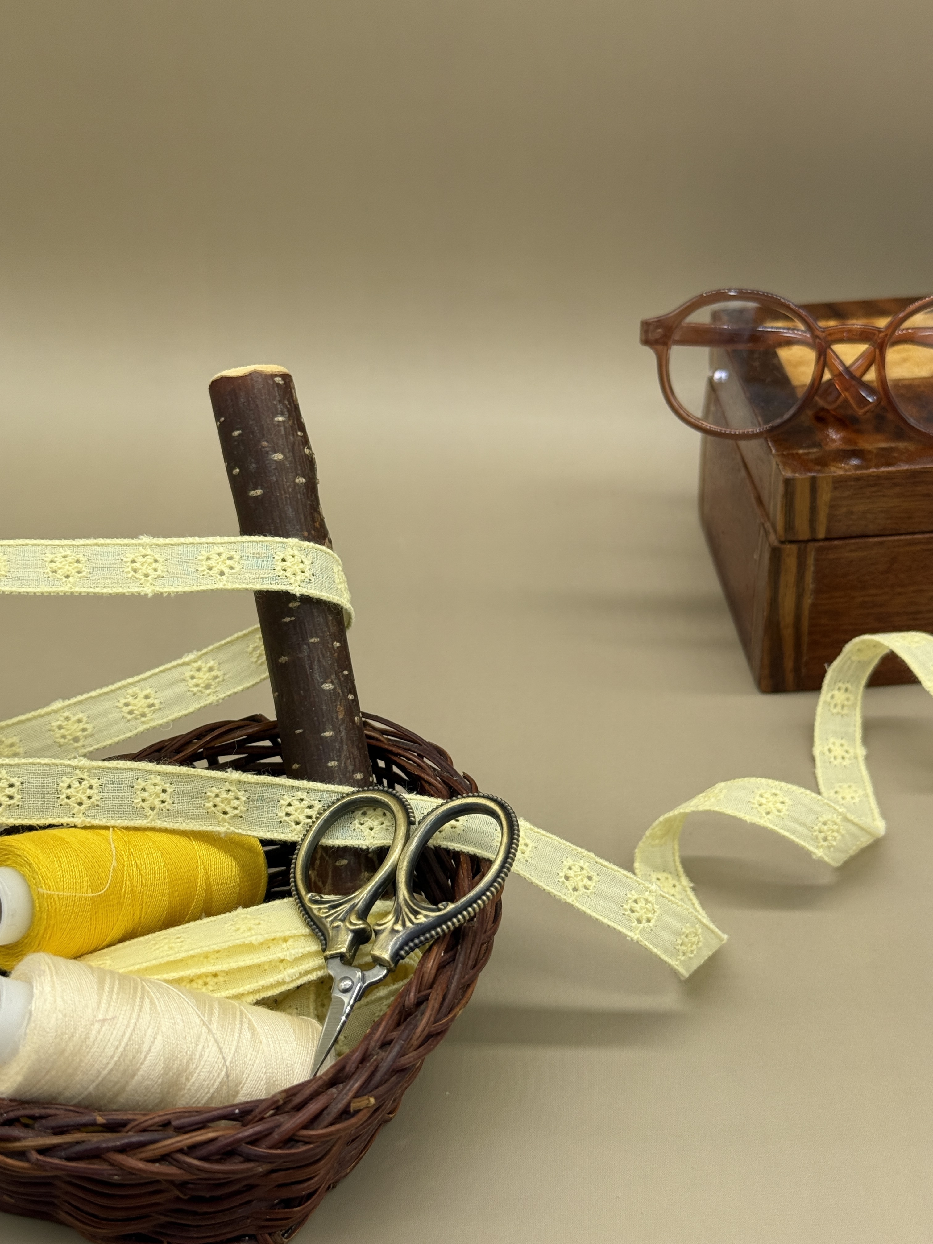 Шитьё на батисте, прошва М388БЖ