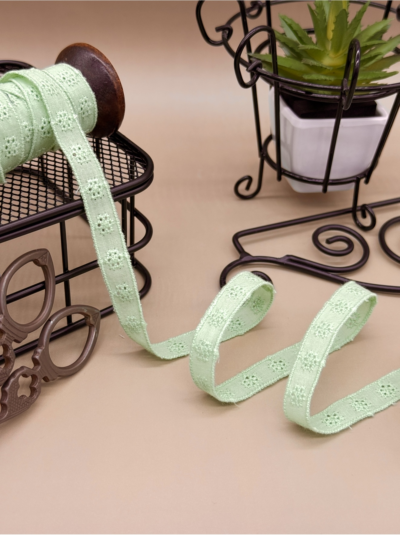 Шитьё на батисте, прошва М388С