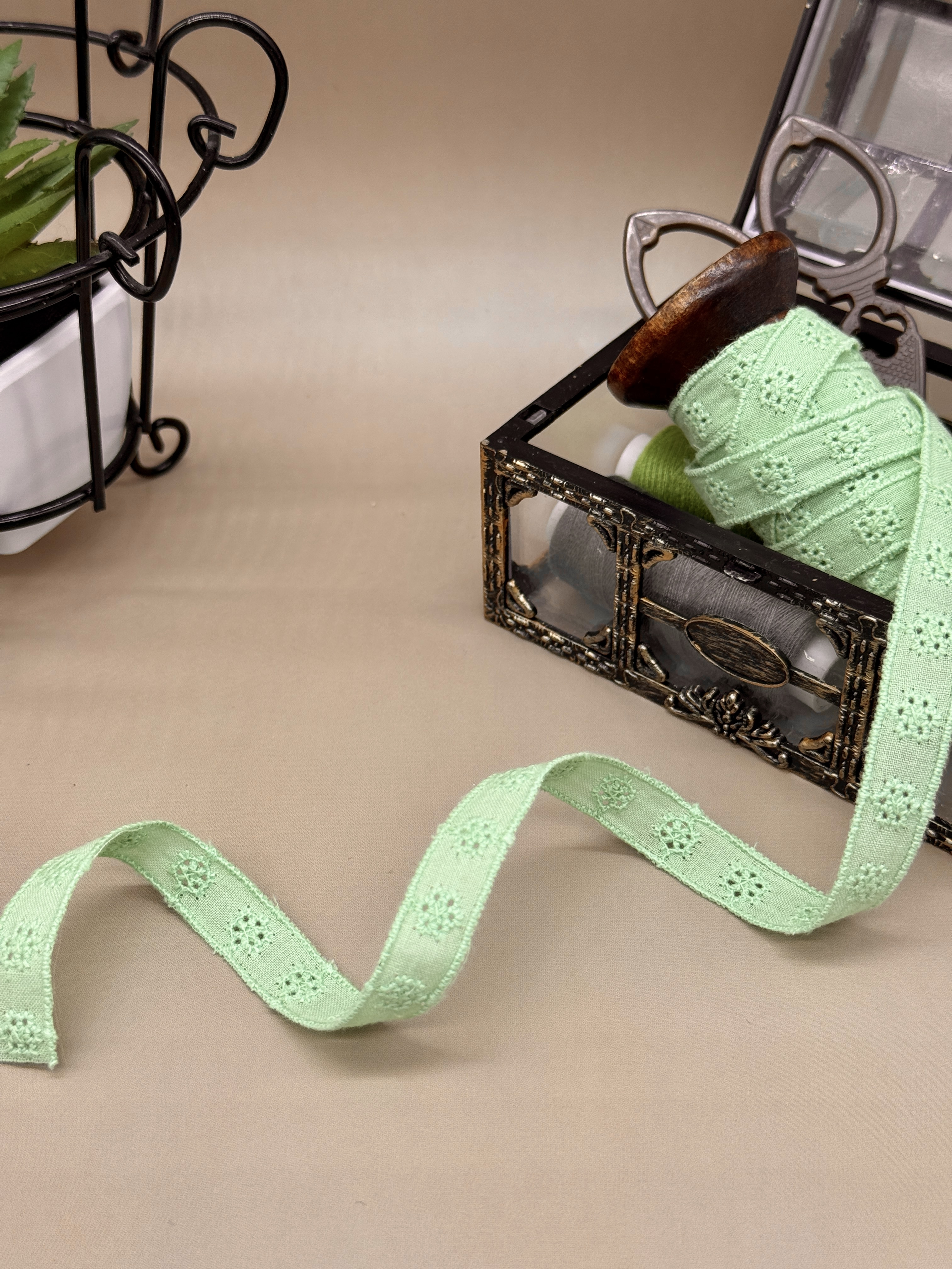 Шитьё на батисте, прошва М388С