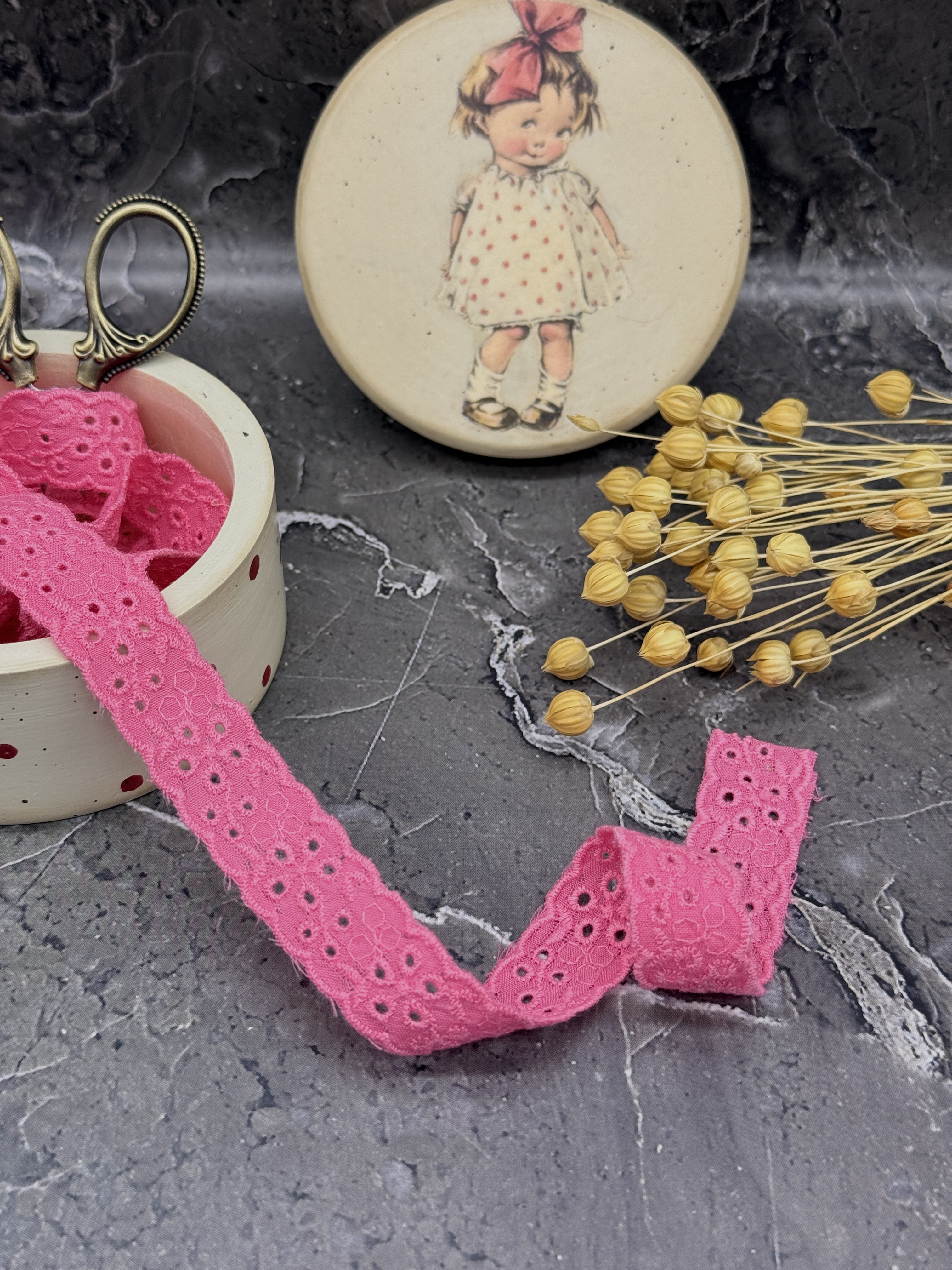 Шитье на батисте М399