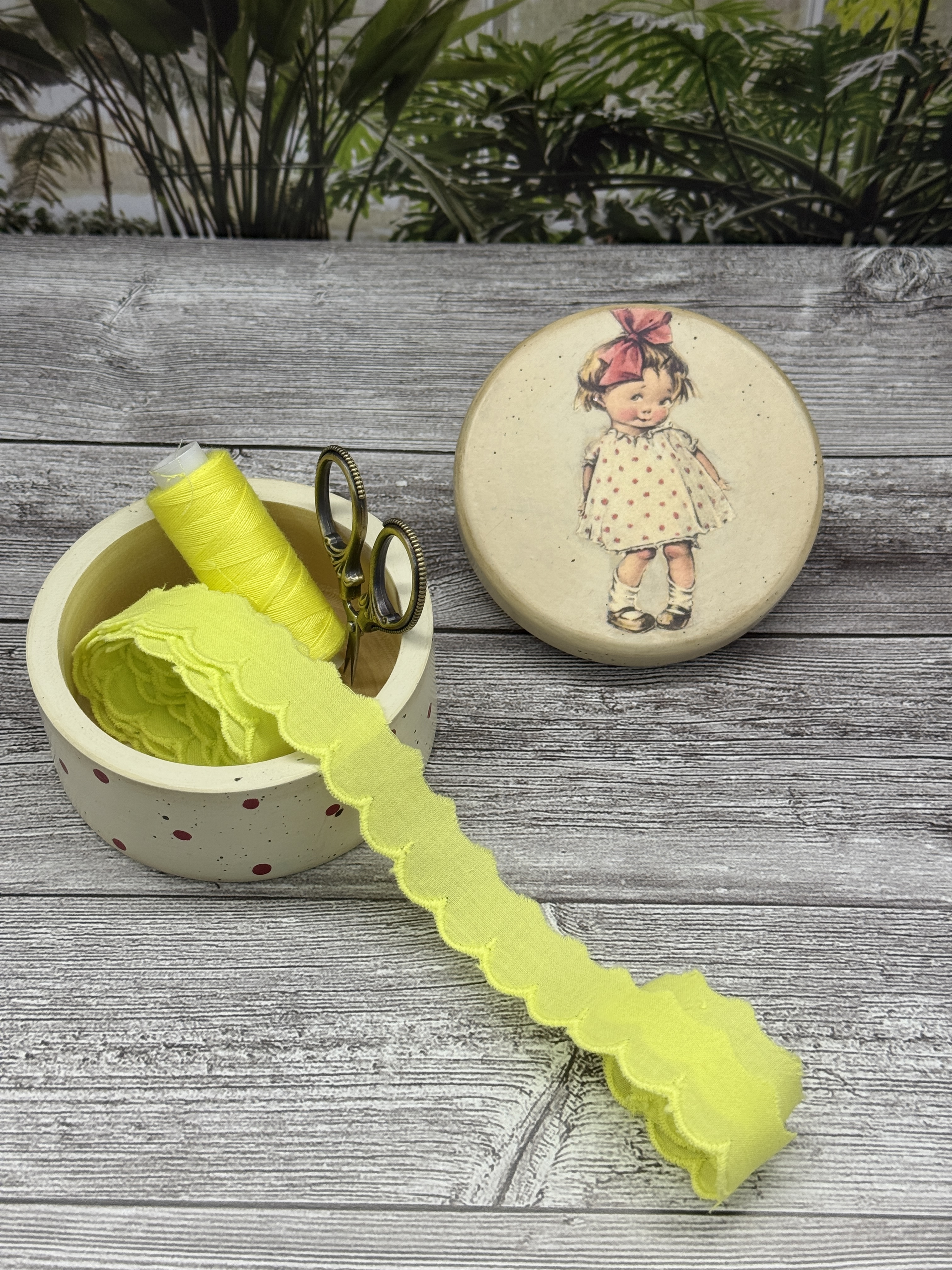 Шитье на батисте М414