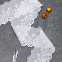 Шитье на батисте М855