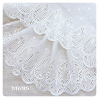 Шитье на батисте М686