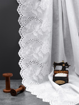 Шитье на батисте М887