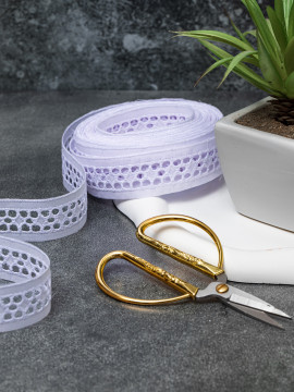 Шитье на батисте М907