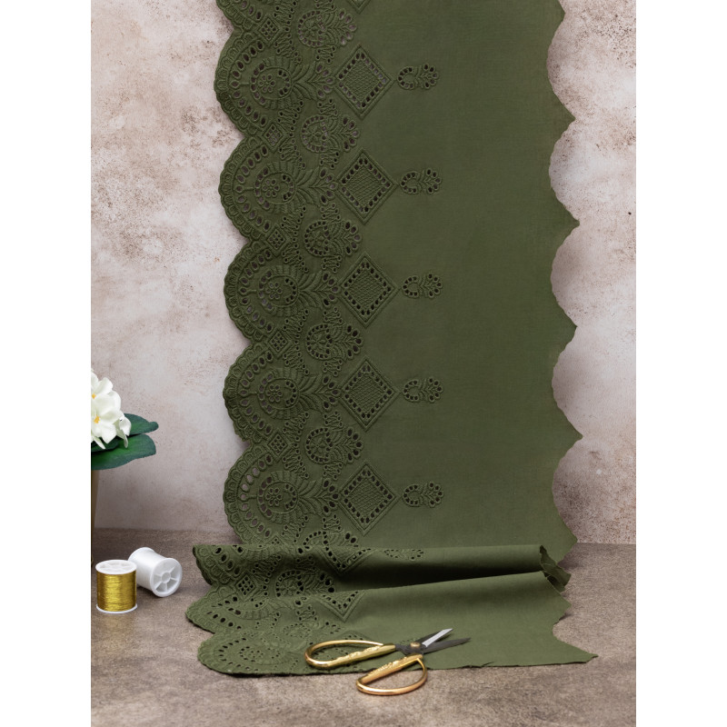 Шитье на батисте М932