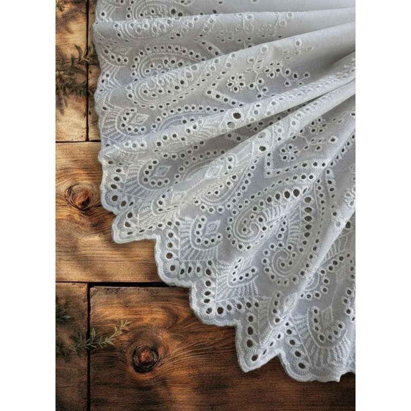 Шитье на батисте М948