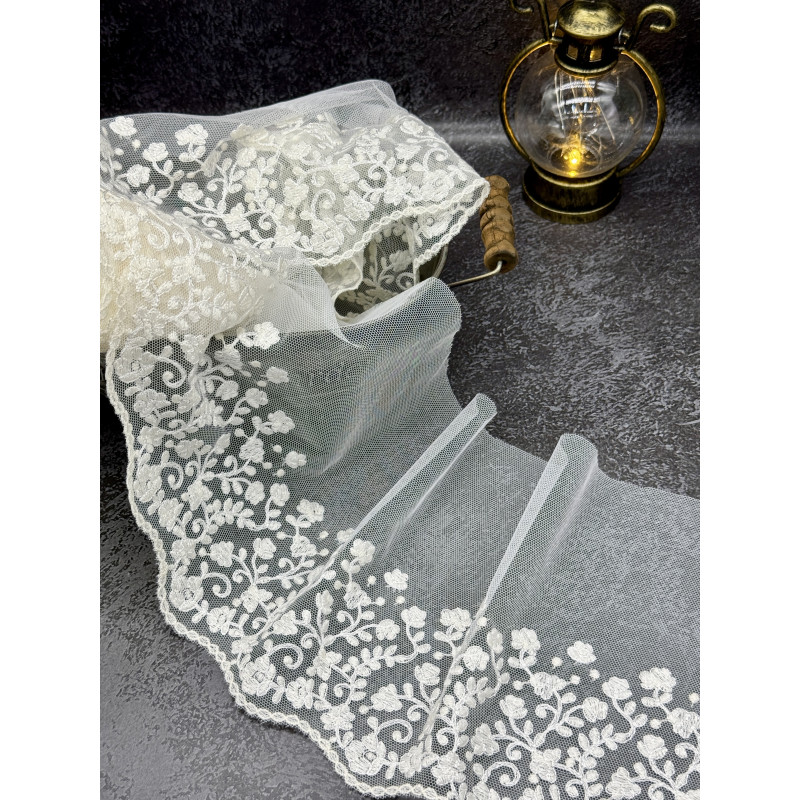 Кружево Вышивка на сетке С213