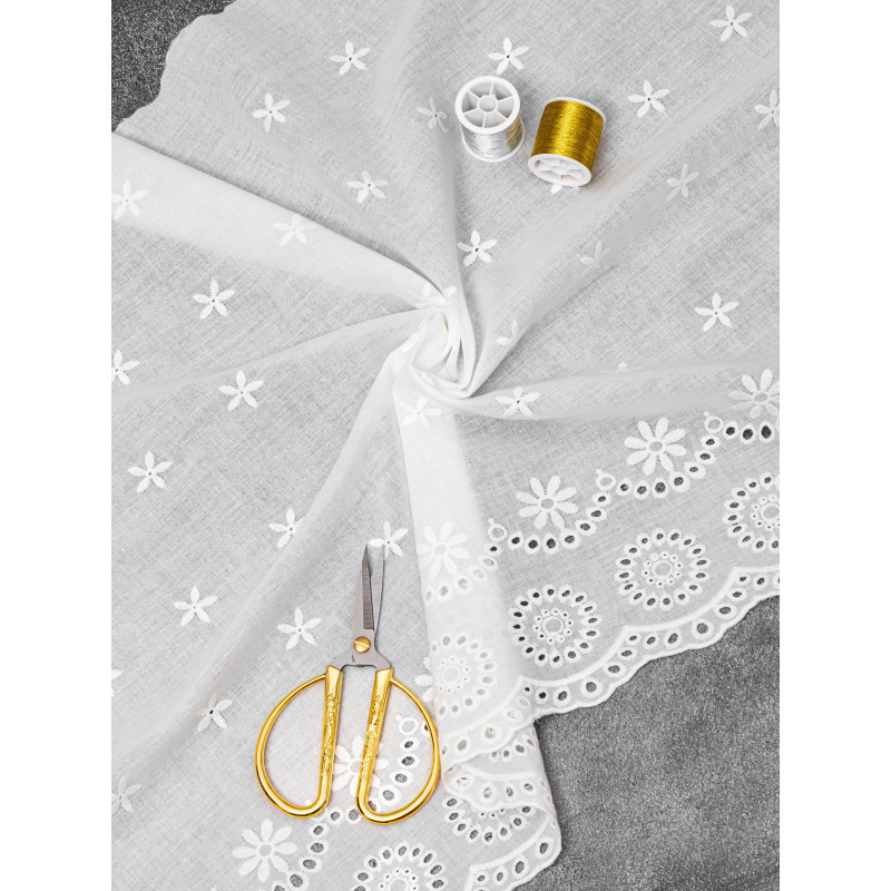 Шитье на батисте М910