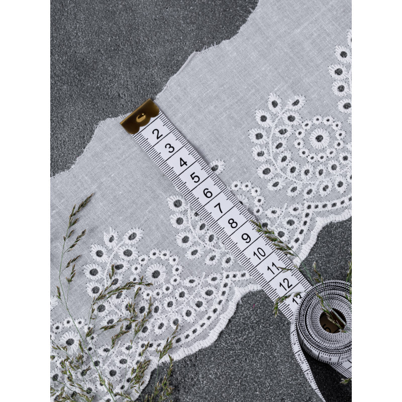 Шитье на батисте М862