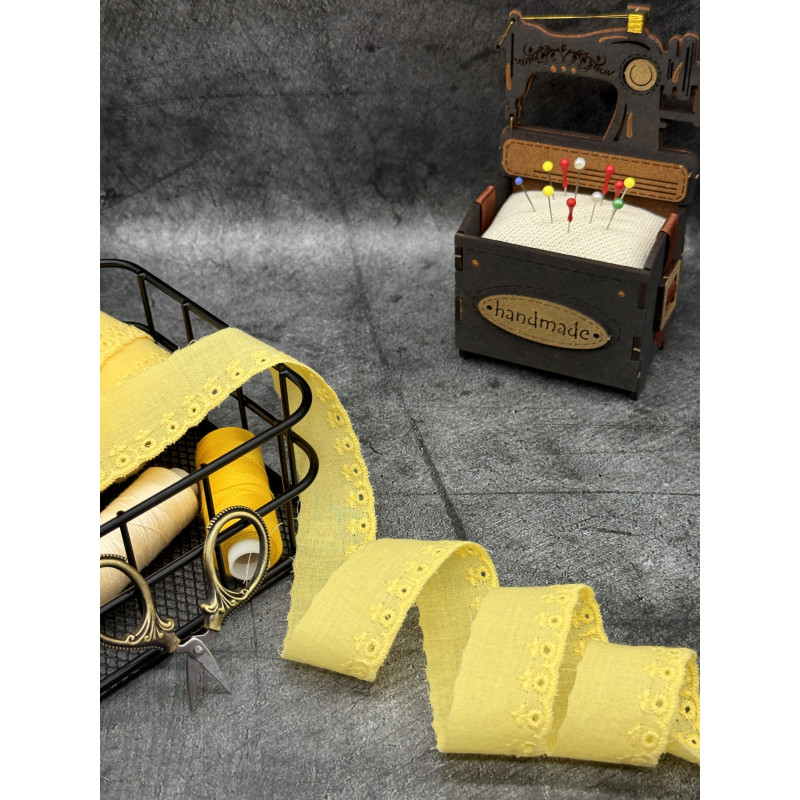 Шитье на батисте М385Ж