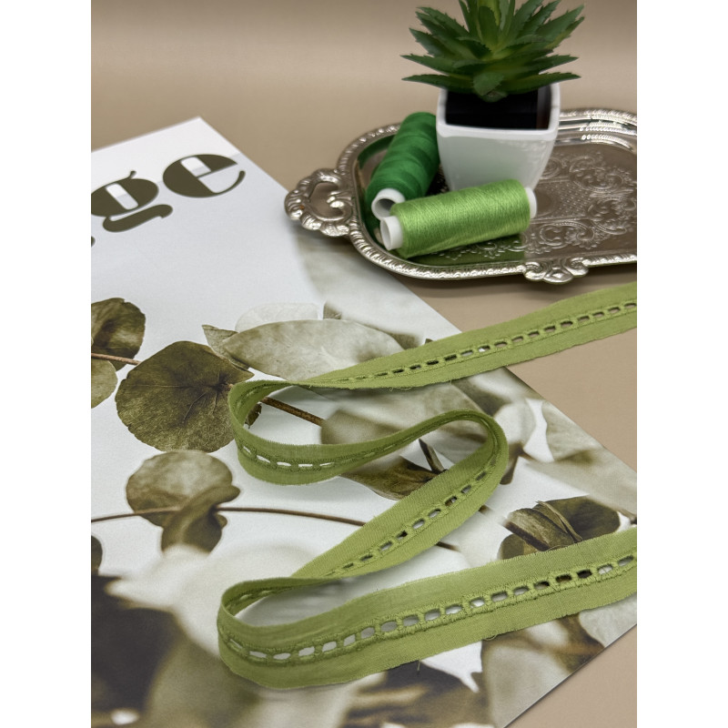 Шитьё на батисте, прошва М384