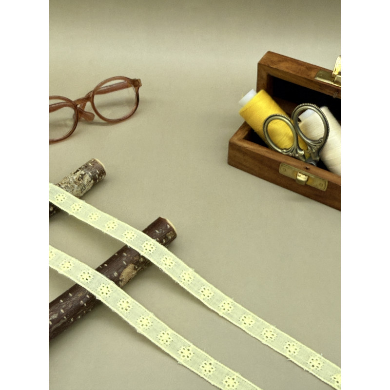 Шитьё на батисте, прошва М388БЖ