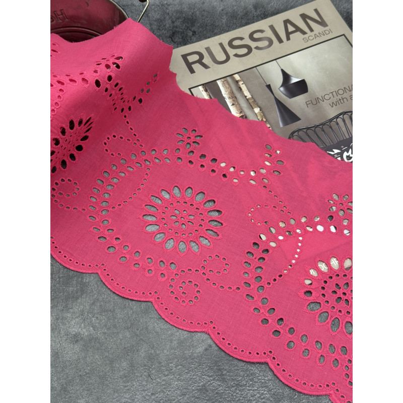 Шитье на батисте М561