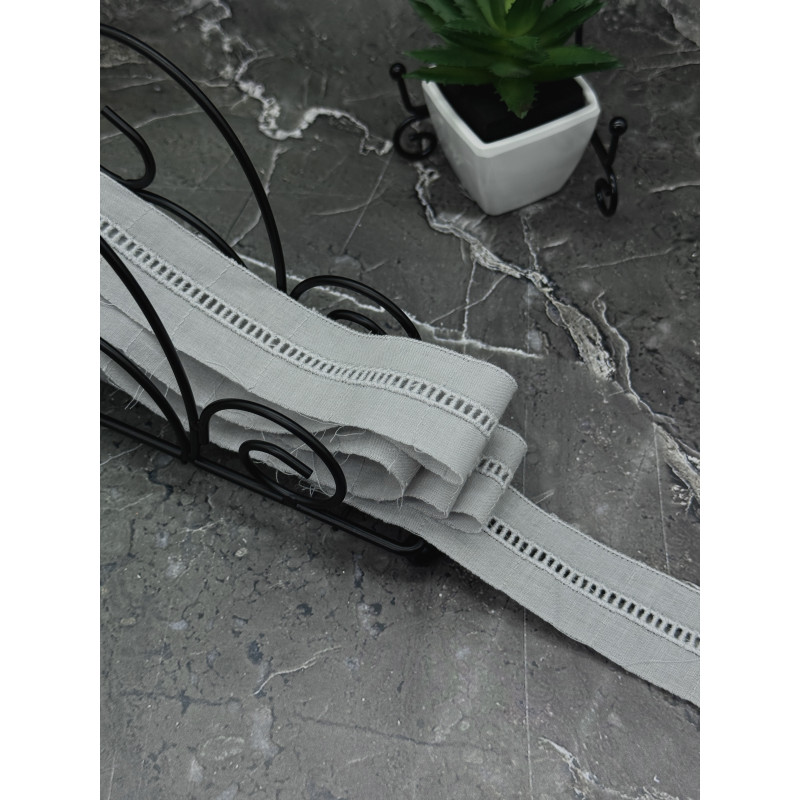 Шитье на батисте М397