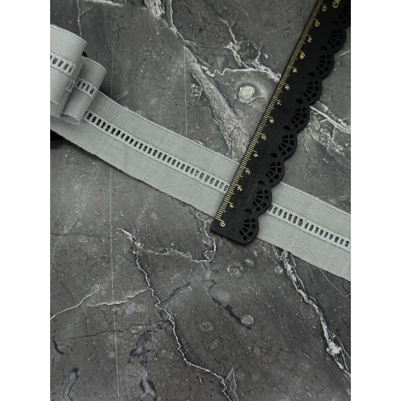 Шитье на батисте М397