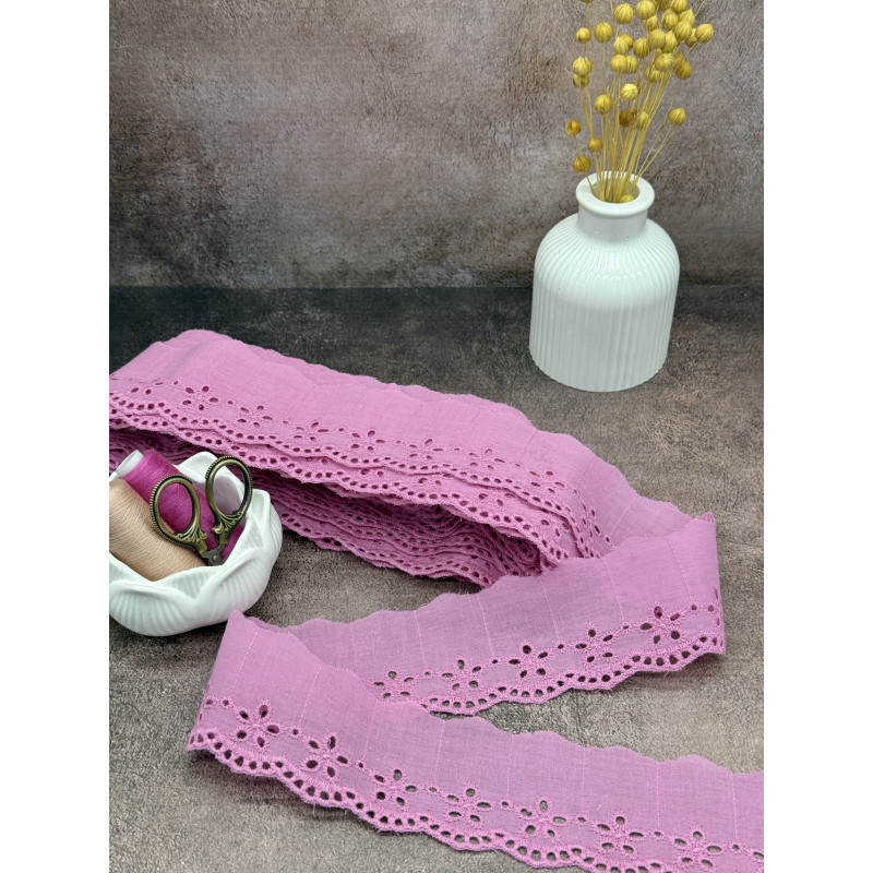 Шитье на батисте М407