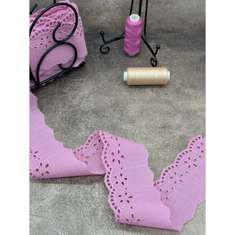 Шитье на батисте М407