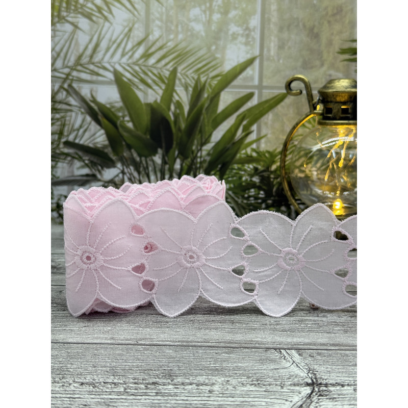 Шитье на батисте М424