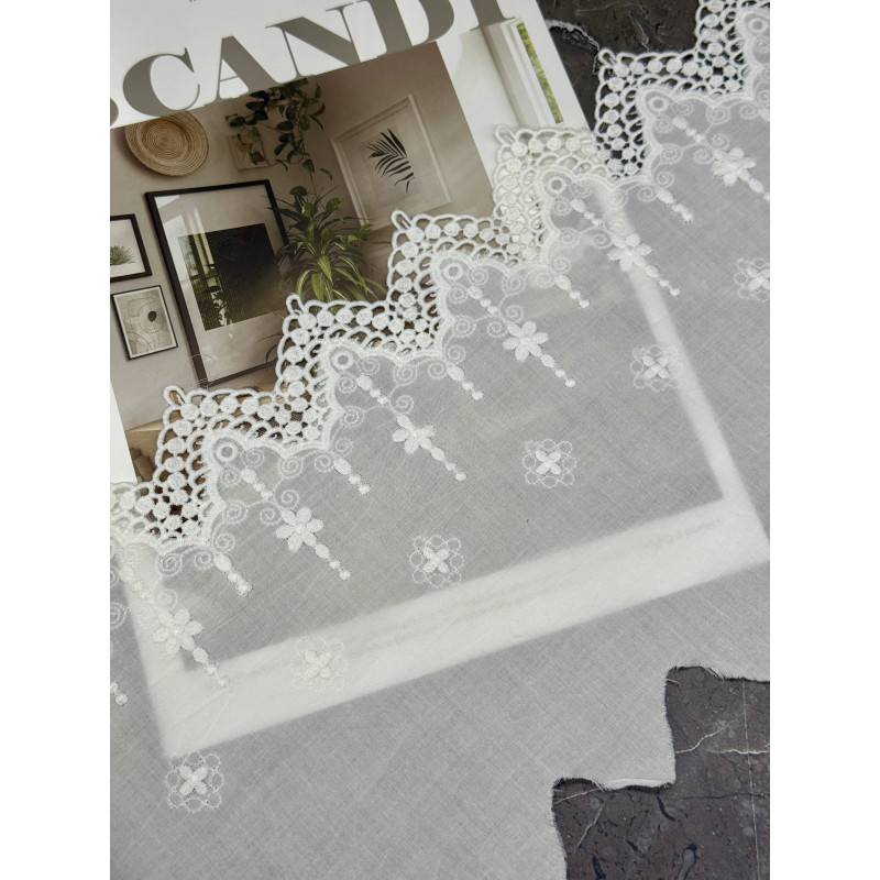 Шитье на батисте М916