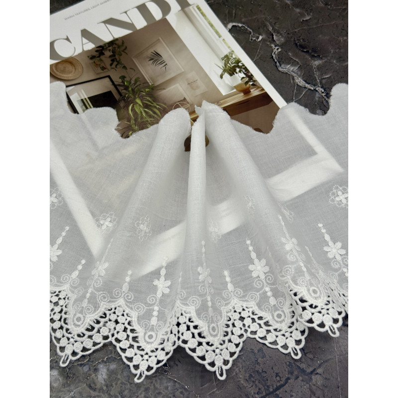 Шитье на батисте М916