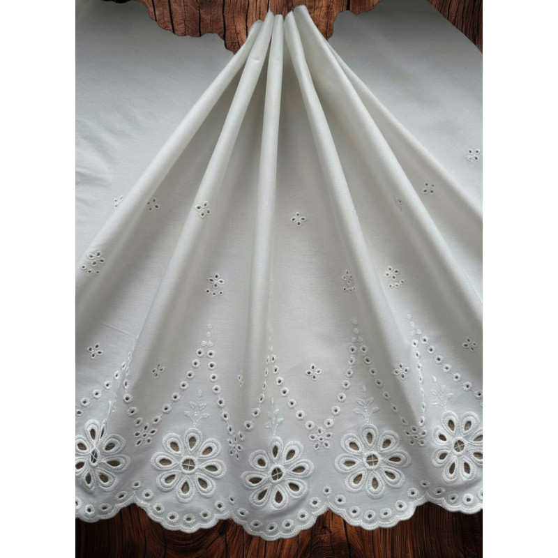 Шитье на батисте М931