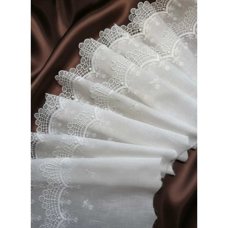 Шитье на батисте М920