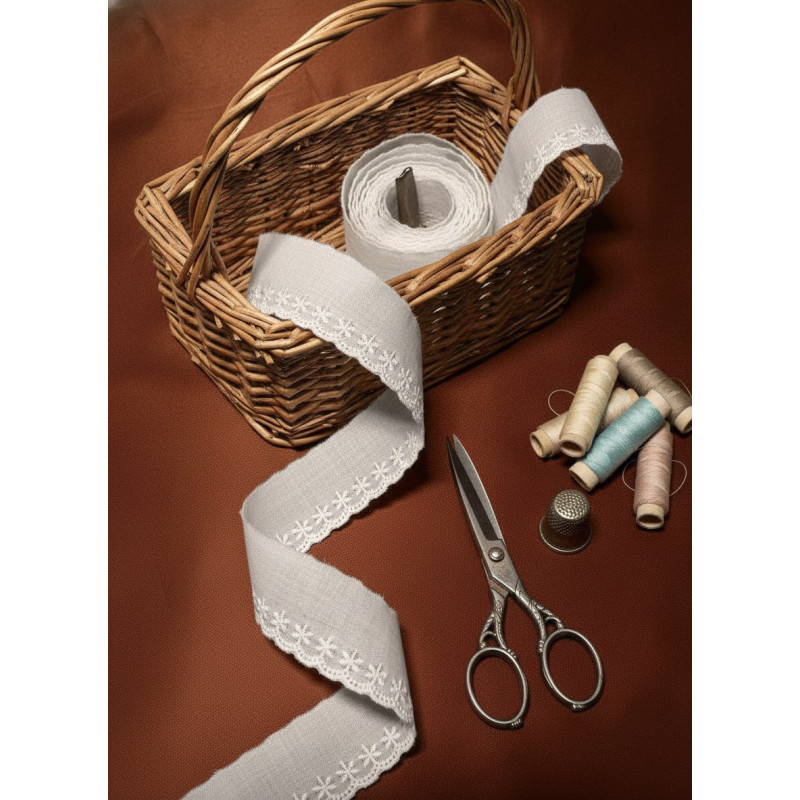 Шитье на батисте М922