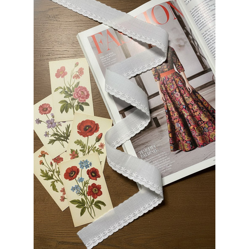 Шитье на батисте М922